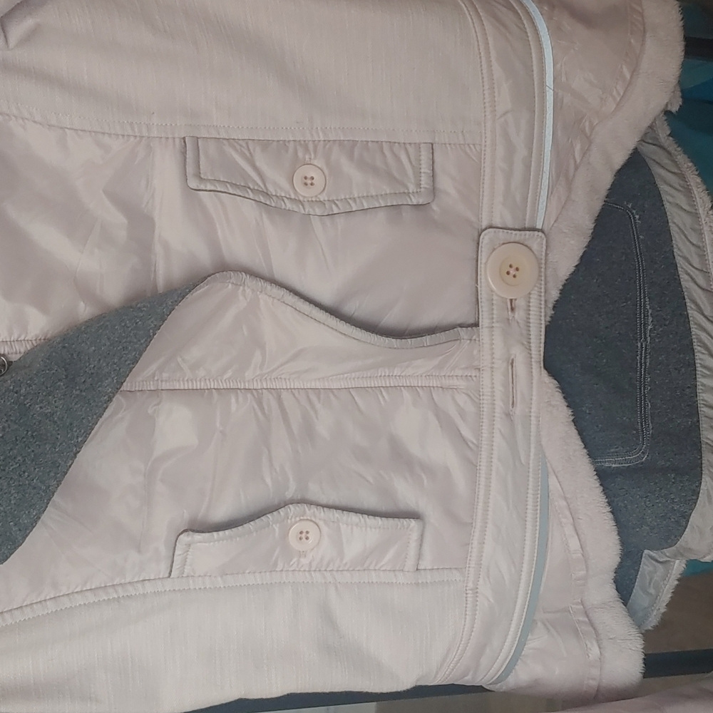 Lululemmon Pedal Power Blush Gray Fleece Jacket size 6. NWOT. - Picture 4 of 16